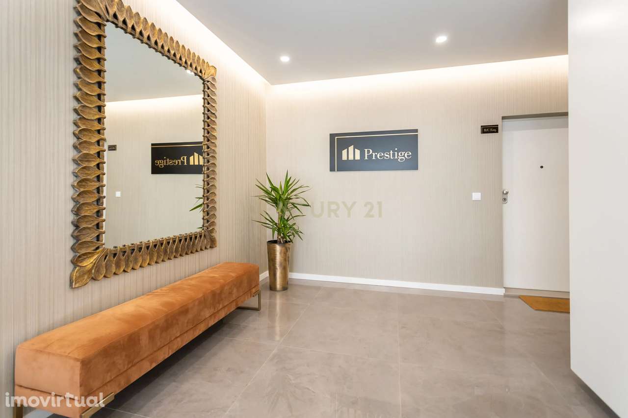 Apartamento para ARRENDAMENTO: 3 Quartos | 2 Casas de Banho | 1 Varand - Grande imagem: 2/58