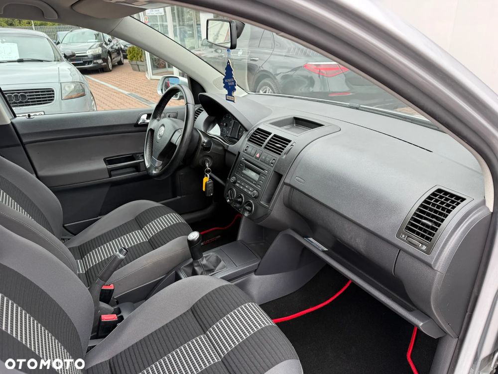 Volkswagen Polo - 25
