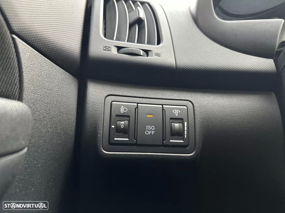 Hyundai i30 1.4 CVVT Blue Comfort - 27