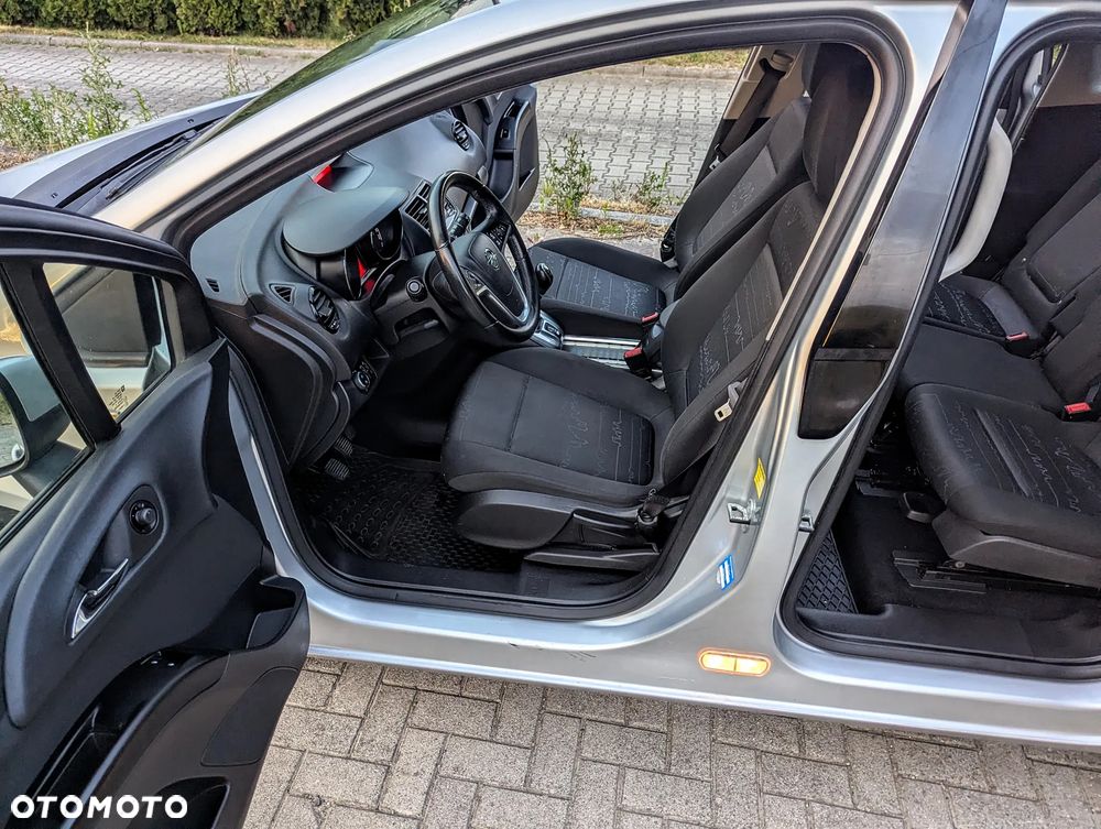 Opel Meriva - 11