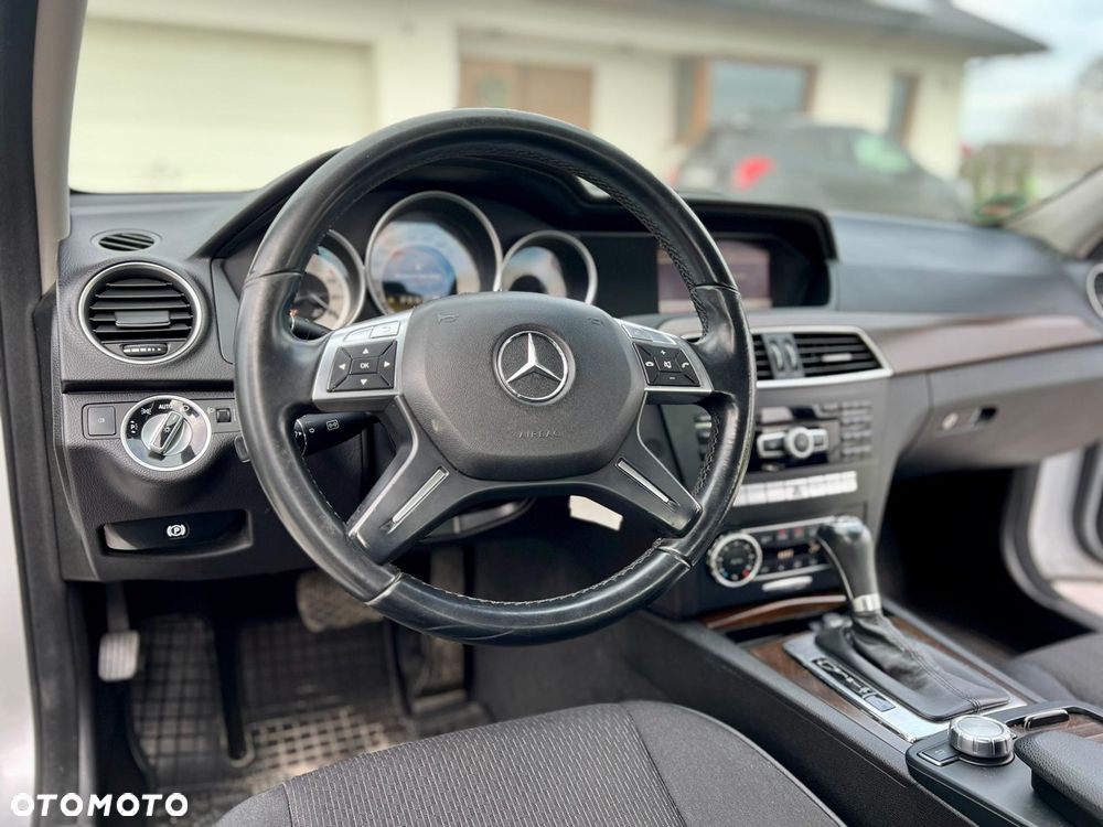 Mercedes-Benz Klasa C - 34