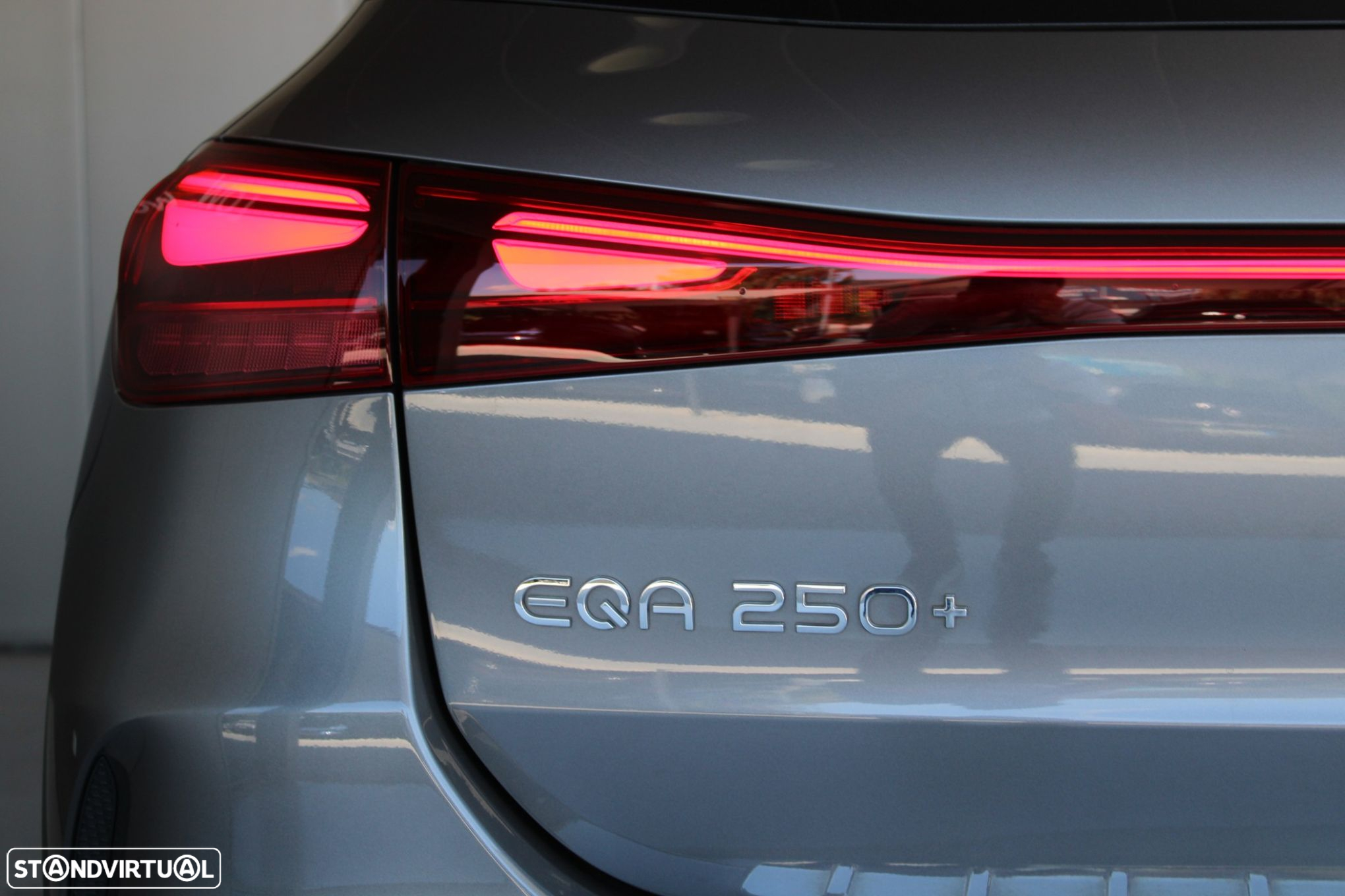 Mercedes-Benz EQA 250+ AMG Line - 40