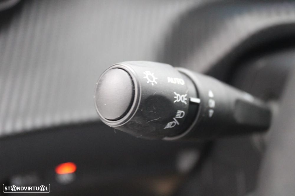 Peugeot e-208 50 kWh Active Pack - 17