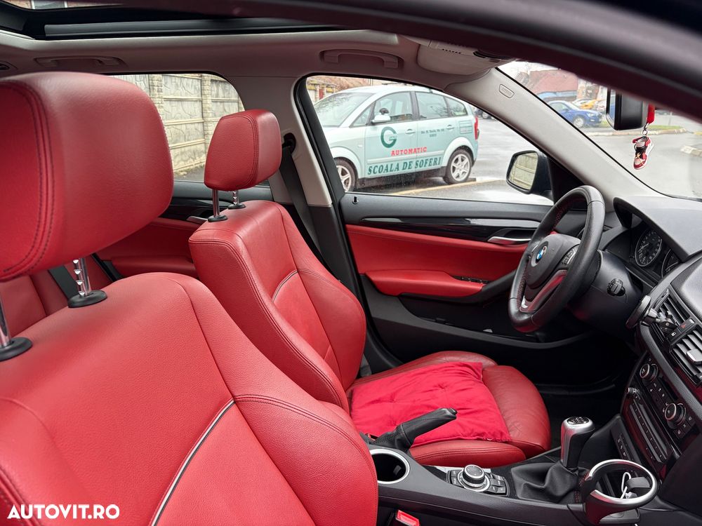 BMW X1 xDrive20d Sport Line - 17