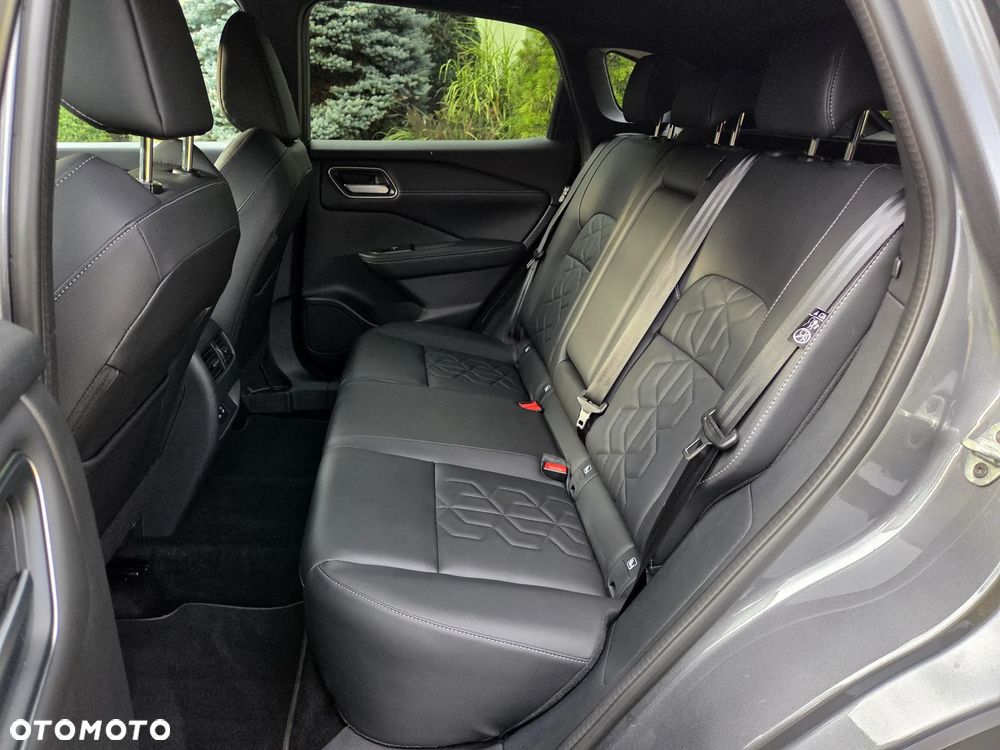 Nissan Qashqai 1.3 DIG-T MHEV Xtronic Tekna+ - 26
