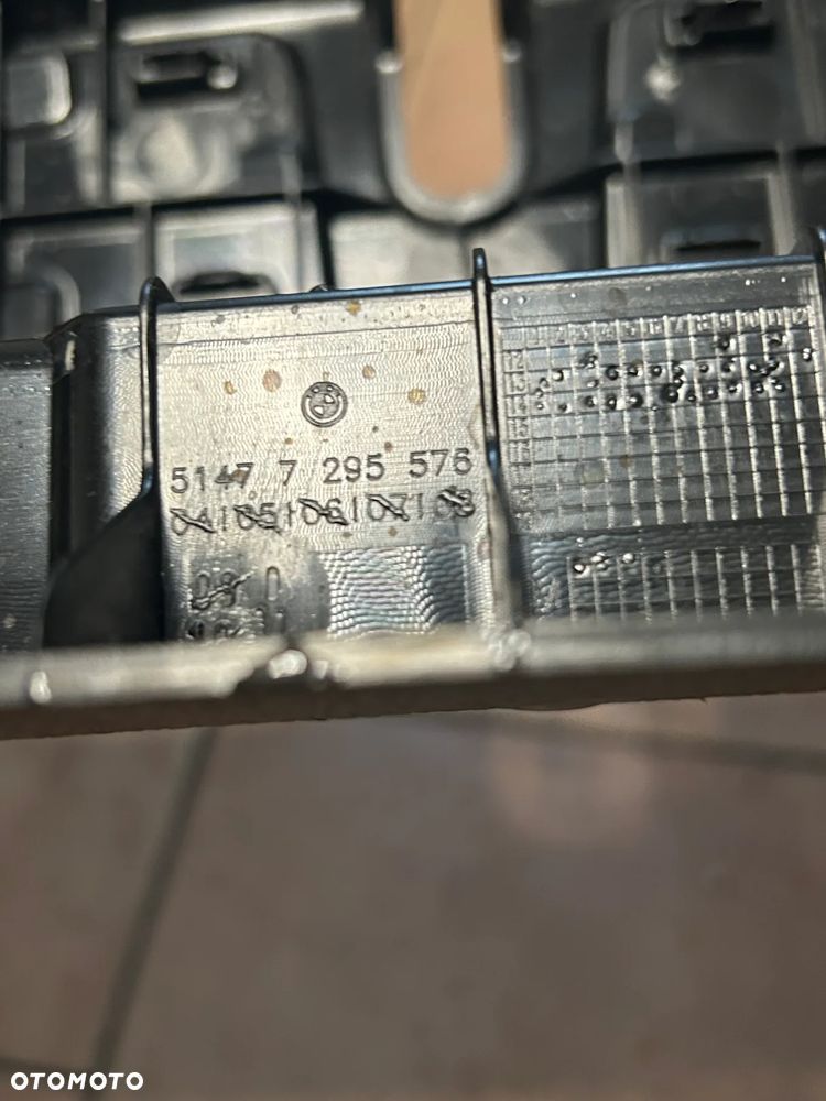 OSŁONA PASA TYLNEGO BAGAŻNIKA BMW F34 7295576 - 3