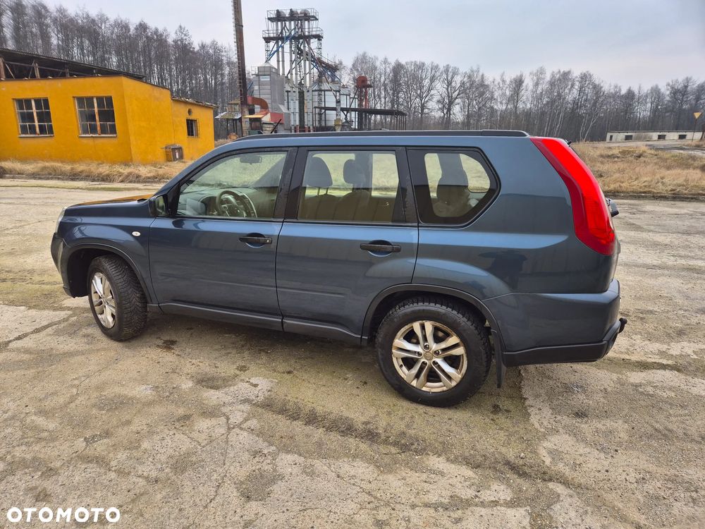 Nissan X-Trail - 1
