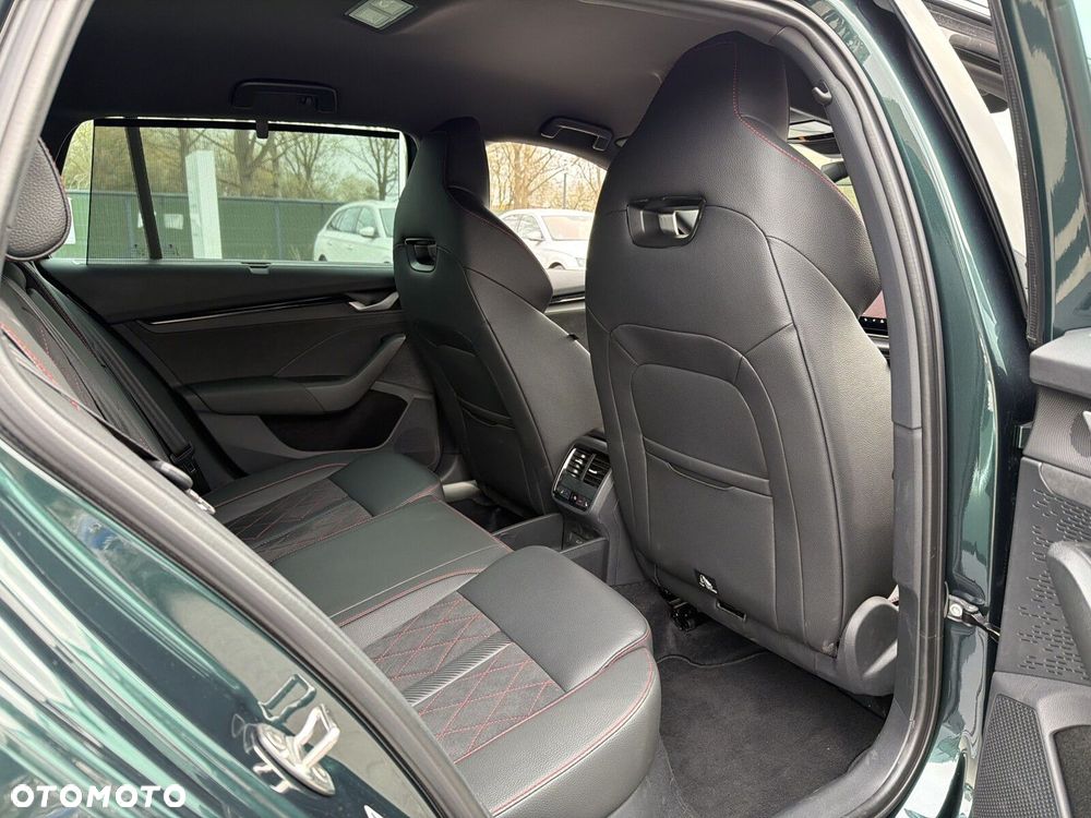 Skoda Octavia 2.0 TSI RS DSG - 20
