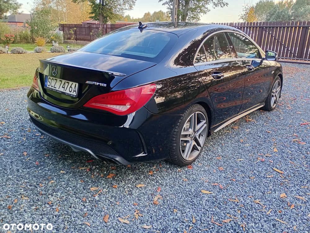 Mercedes-Benz CLA - 4