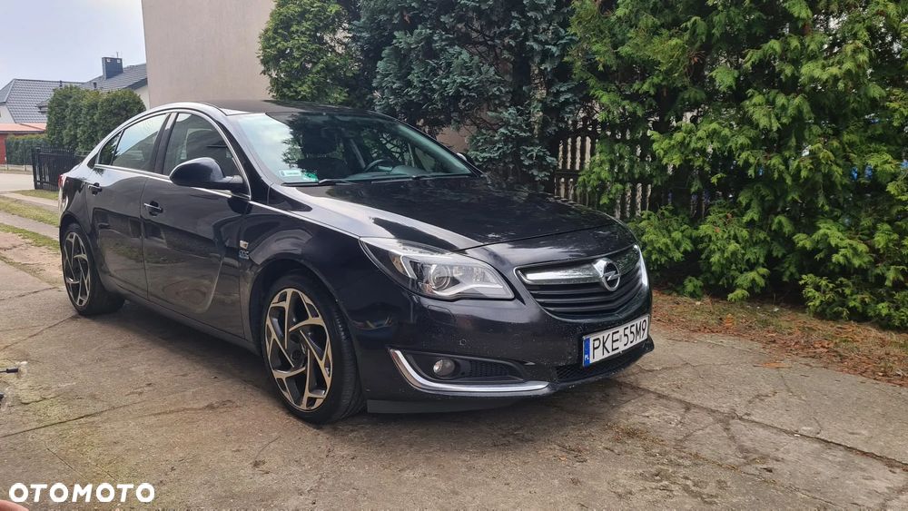 Opel Insignia - 1