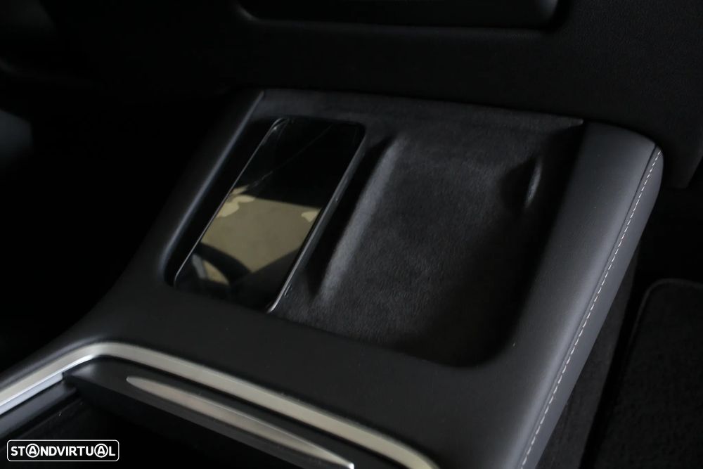 Tesla Model Y Long Range Dual Motor AWD - 49