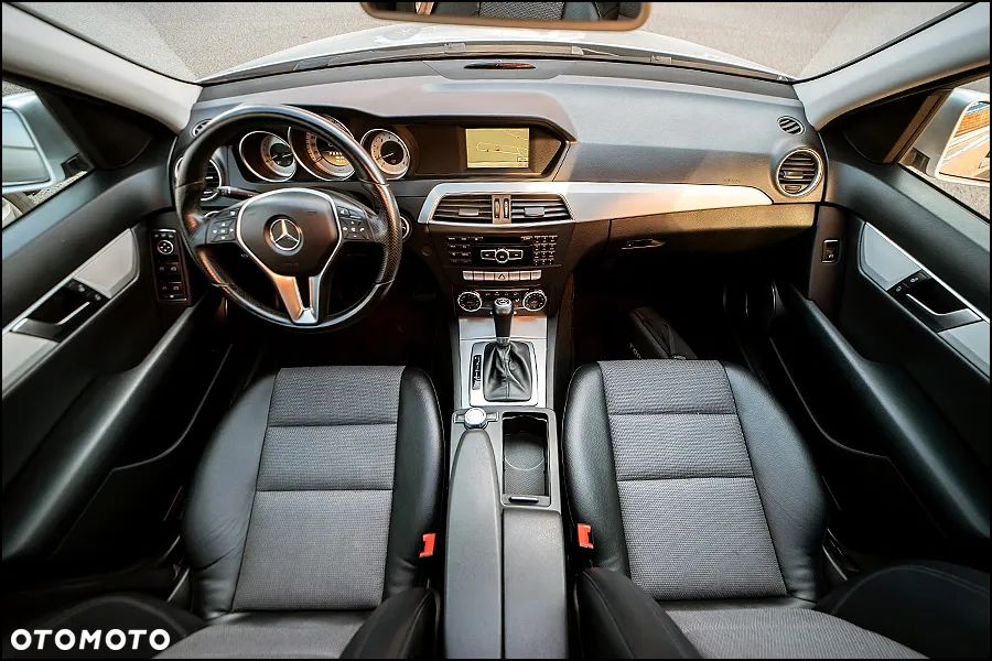 Mercedes-Benz Klasa C - 16