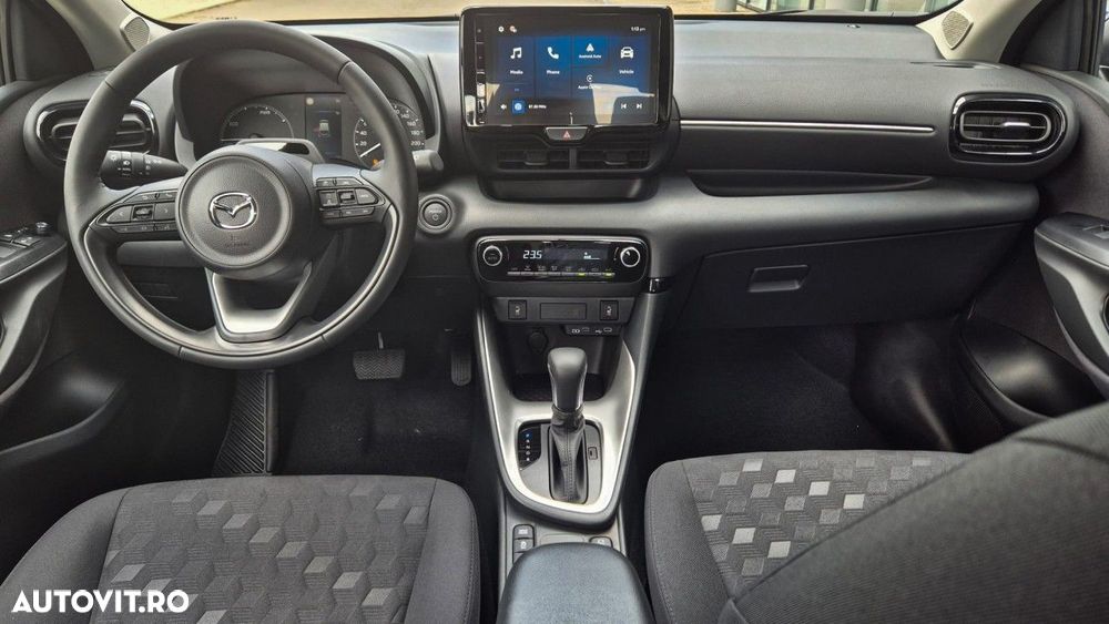 Mazda 2 - 5