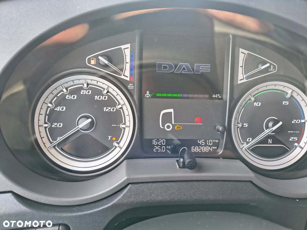 DAF XF 480 / SUPER SPACE CAB /STANDARD / EURO 6 / AUTOMAT/ KLIMATYZACJA POSTOJOWA /KRAJOWY - 27