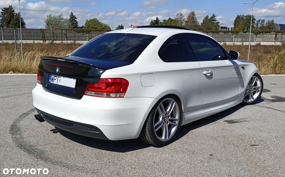 BMW Seria 1 135i Coupe - 2