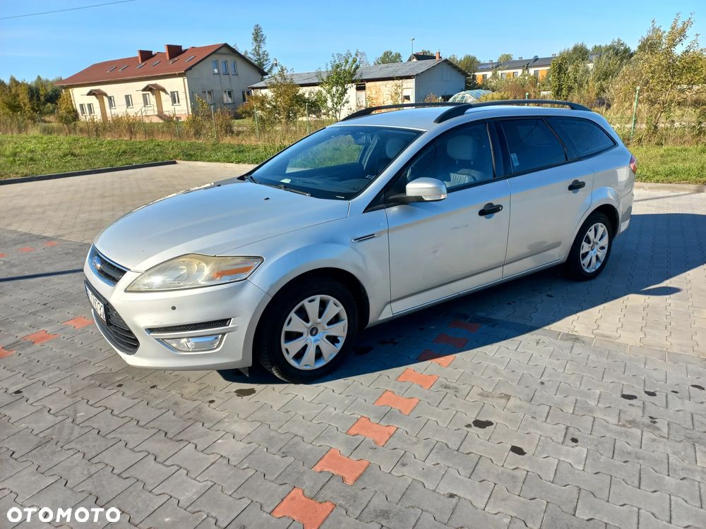 Ford Mondeo 1.6 Ambiente - 22