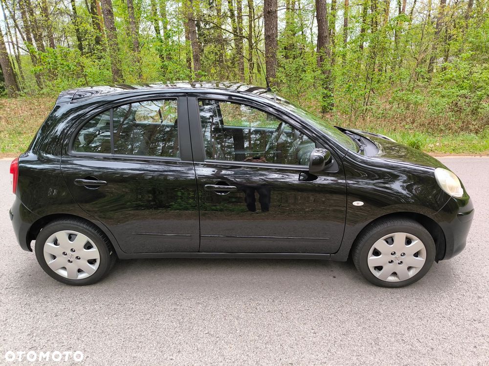 Nissan Micra 1.2 Bild der Frau - 12