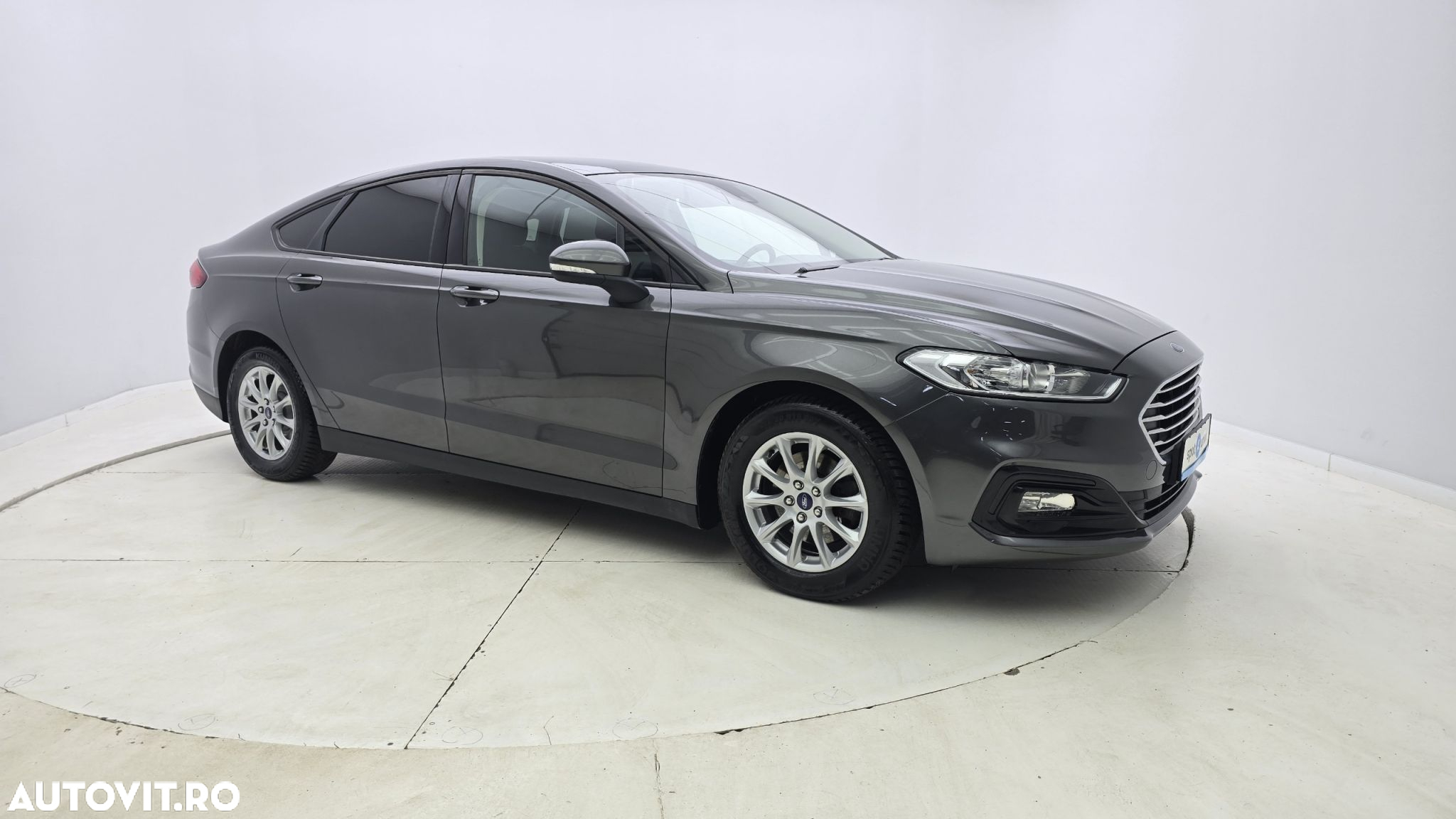 Ford Mondeo 2.0 TDCi Aut. Trend - 4