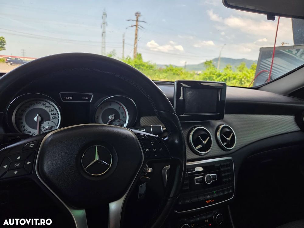 Mercedes-Benz GLA 200 CDI 4MATIC Aut. - 11