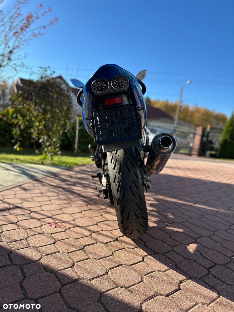 Kawasaki ZR - 9
