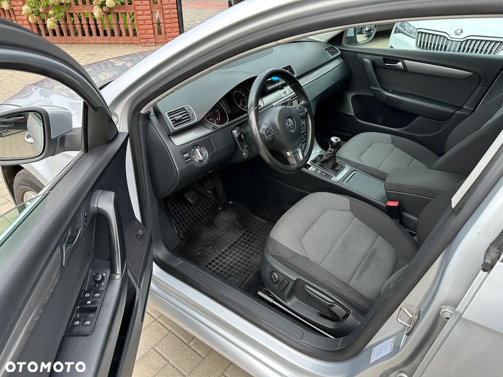 Volkswagen Passat Variant - 6