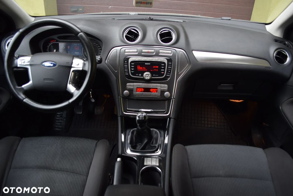 Ford Mondeo 2.0 Viva Titanium - 13