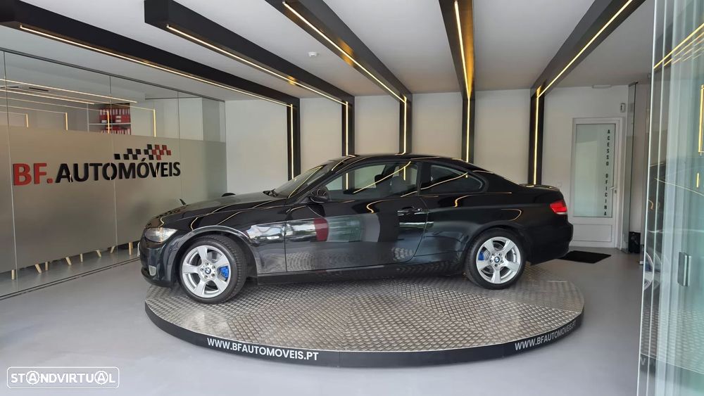 BMW 320 d Coupe - 15