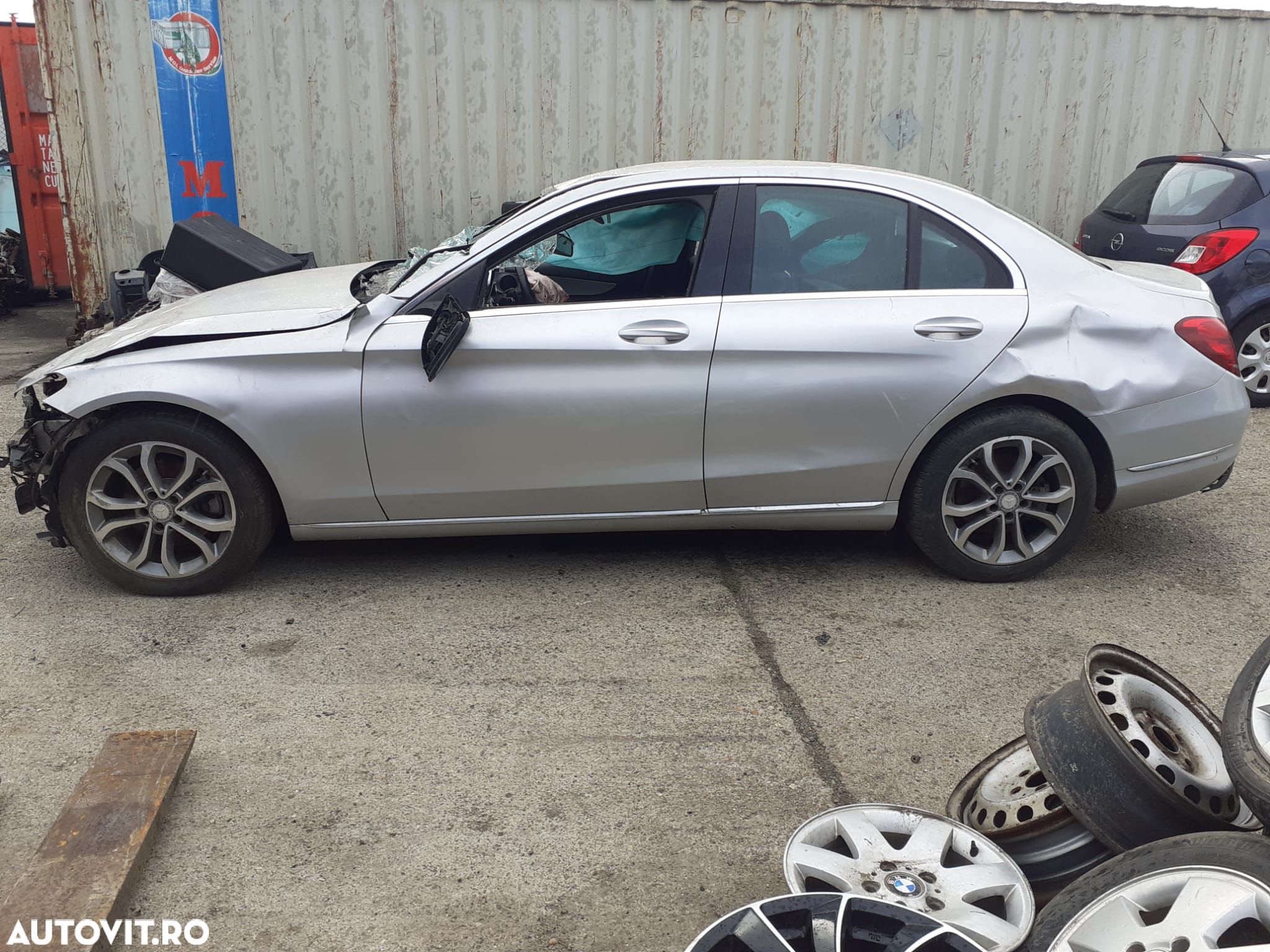 Dezmembrec Mercedes-Benz w205 c220d - 1