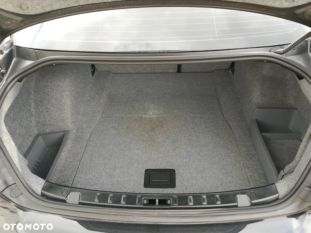 BMW Seria 3 - 12