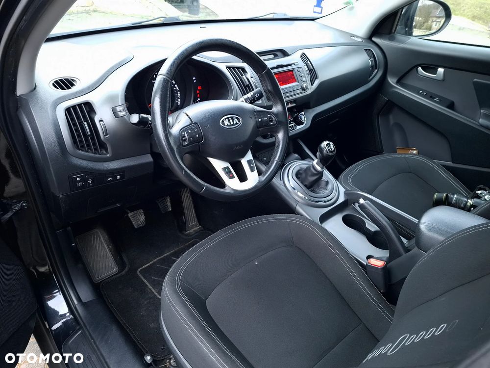 Kia Sportage 2.0 CRDI 2WD Spirit - 13
