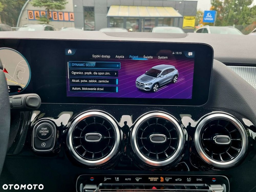 Mercedes-Benz GLA 200 d - 23
