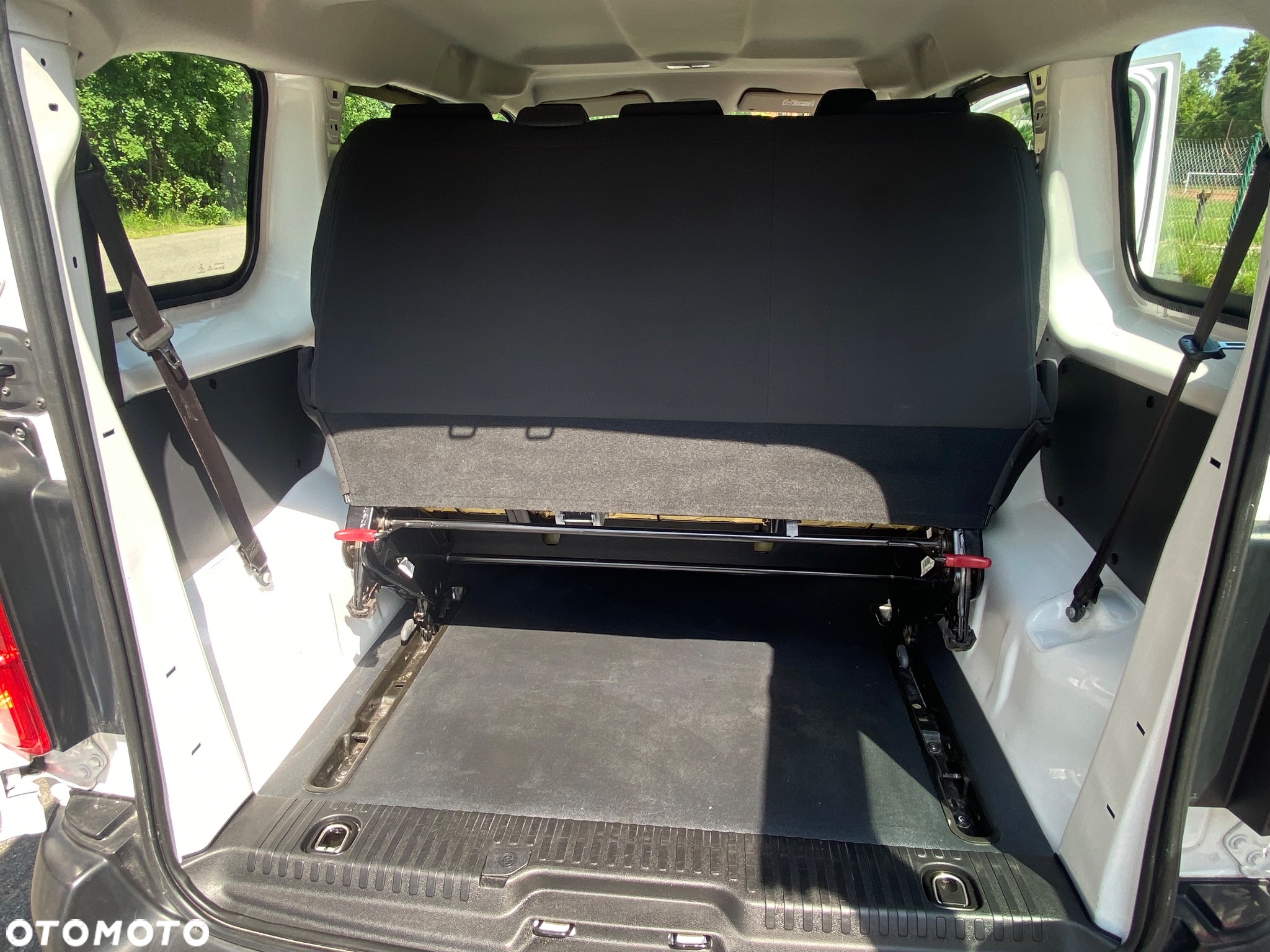 Citroën SpaceTourer M 1.6 BlueHDi 115 S&S Feel - 17