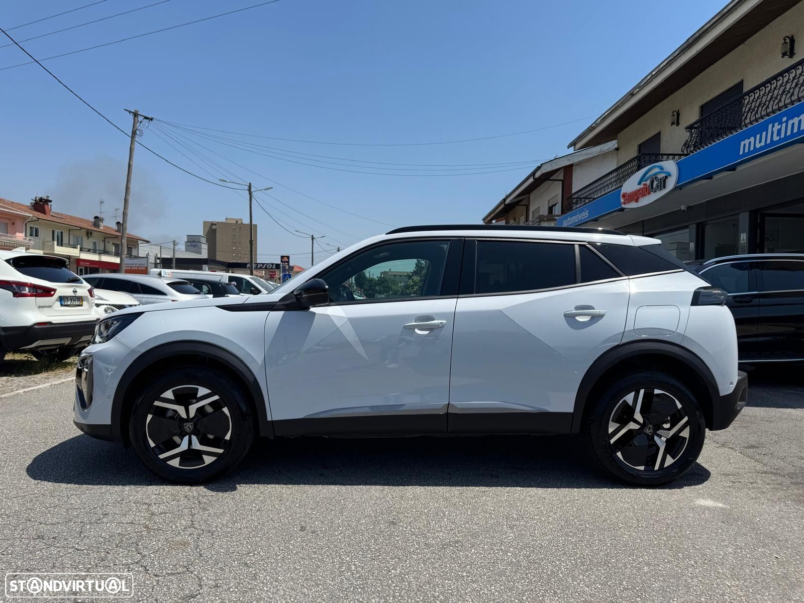 Peugeot 2008 1.2 PureTech Allure Pack - 4