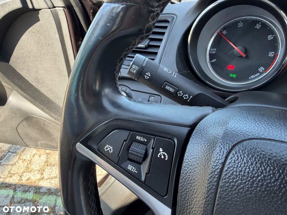 Opel Insignia 2.0 CDTI Cosmo S&S - 33