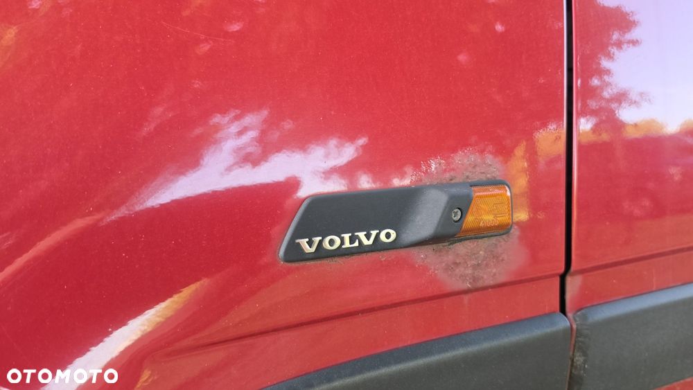 Volvo Seria 400 - 41