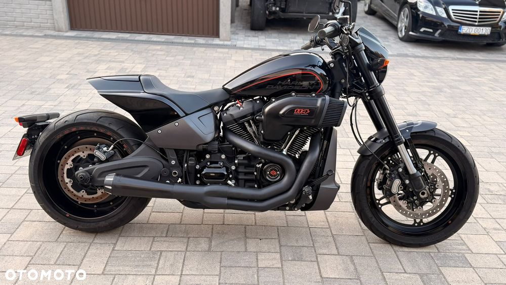 Harley-Davidson Softail FXDR - 4