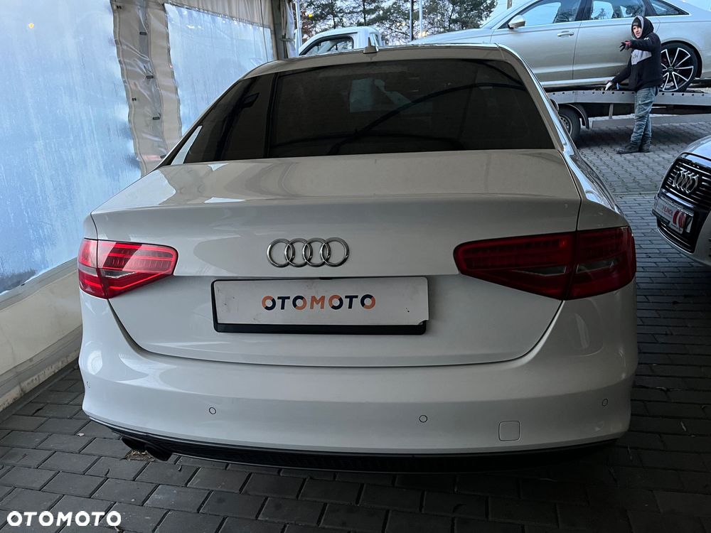 Audi A4 Limousine 2.0 TFSI multitronic S line Sportpaket - 34