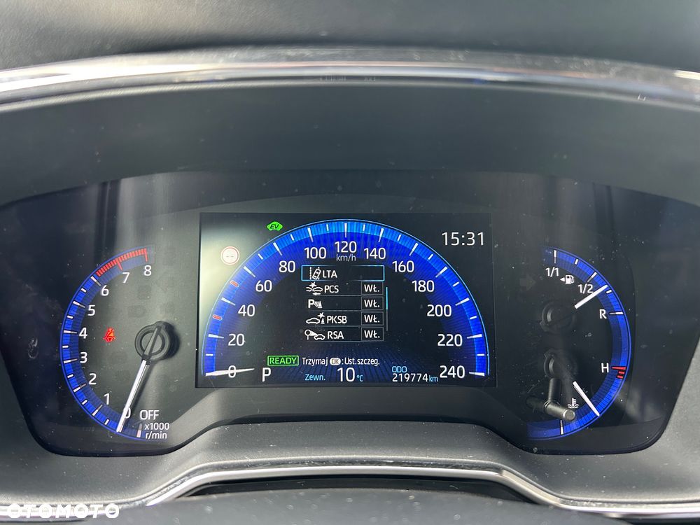 Toyota Corolla - 10