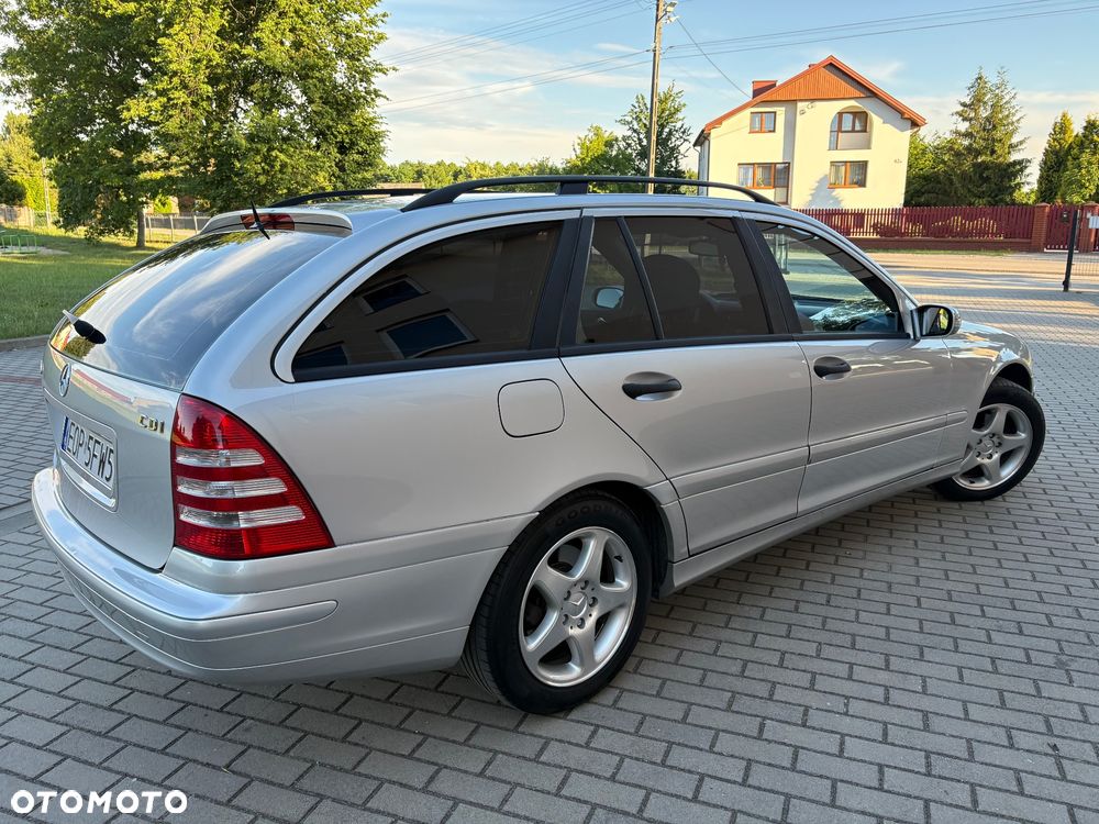 Mercedes-Benz Klasa C 200 CDI Elegance - 6