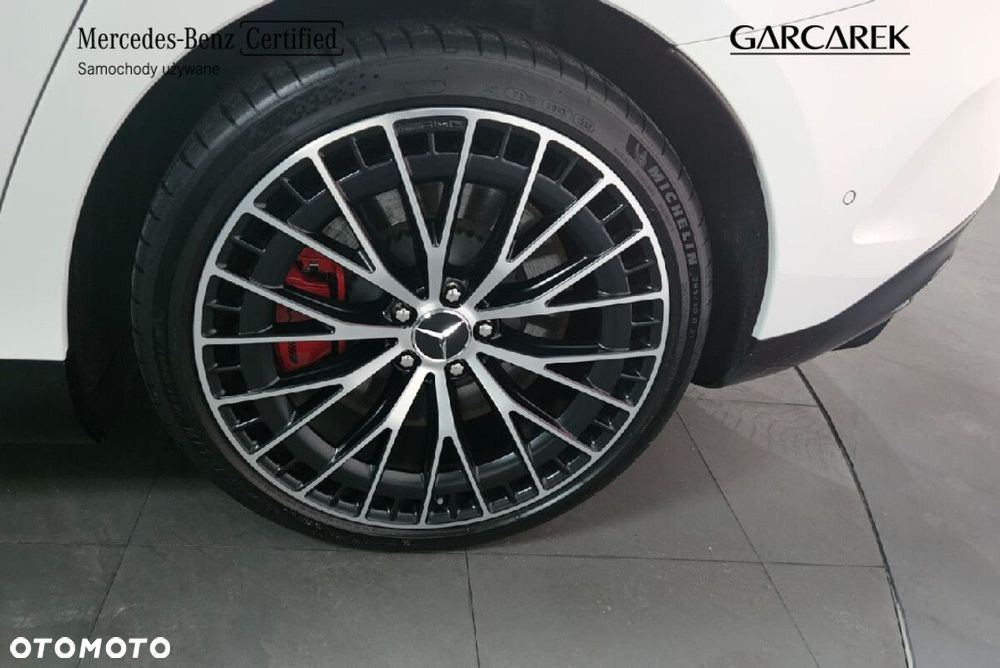 Mercedes-Benz EQE - 14