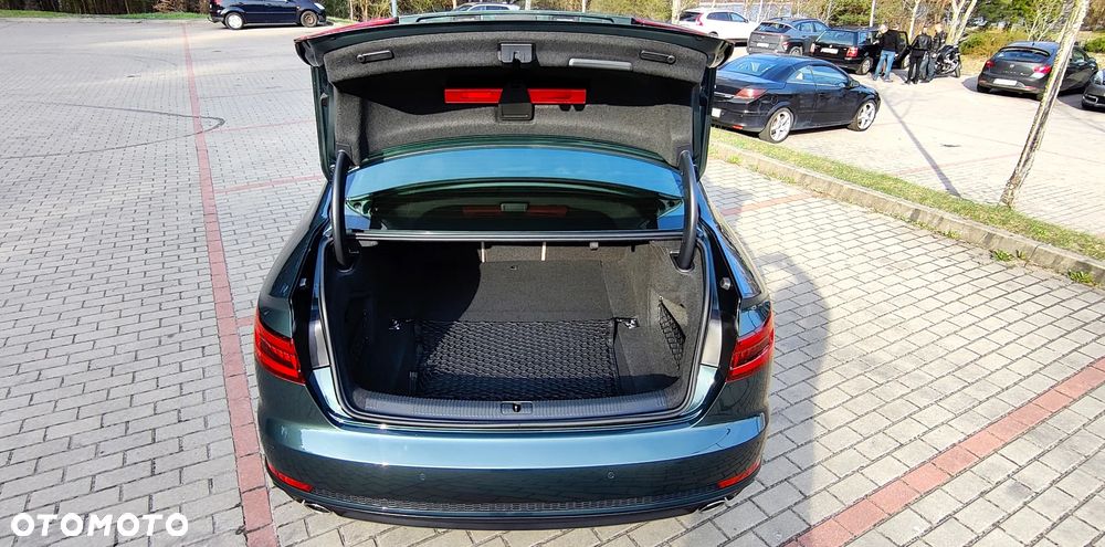 Audi A4 Limousine 2.0 TFSI quattro S tronic design - 12