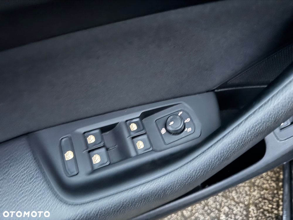Volkswagen Passat ver-1-5-tsi-evo-business - 23