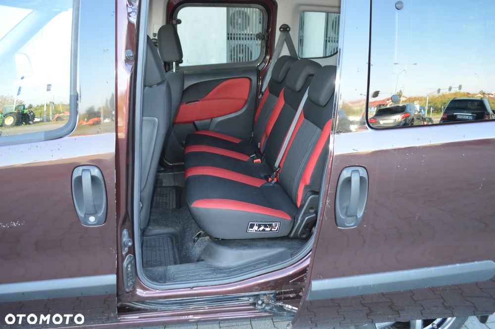 Fiat Doblo 1.4 T-Jet 16V Lounge - 9