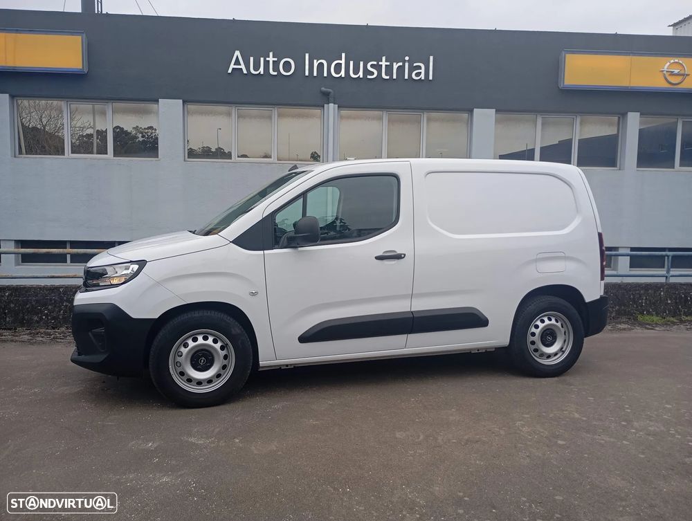 Opel Combo L1 - 1
