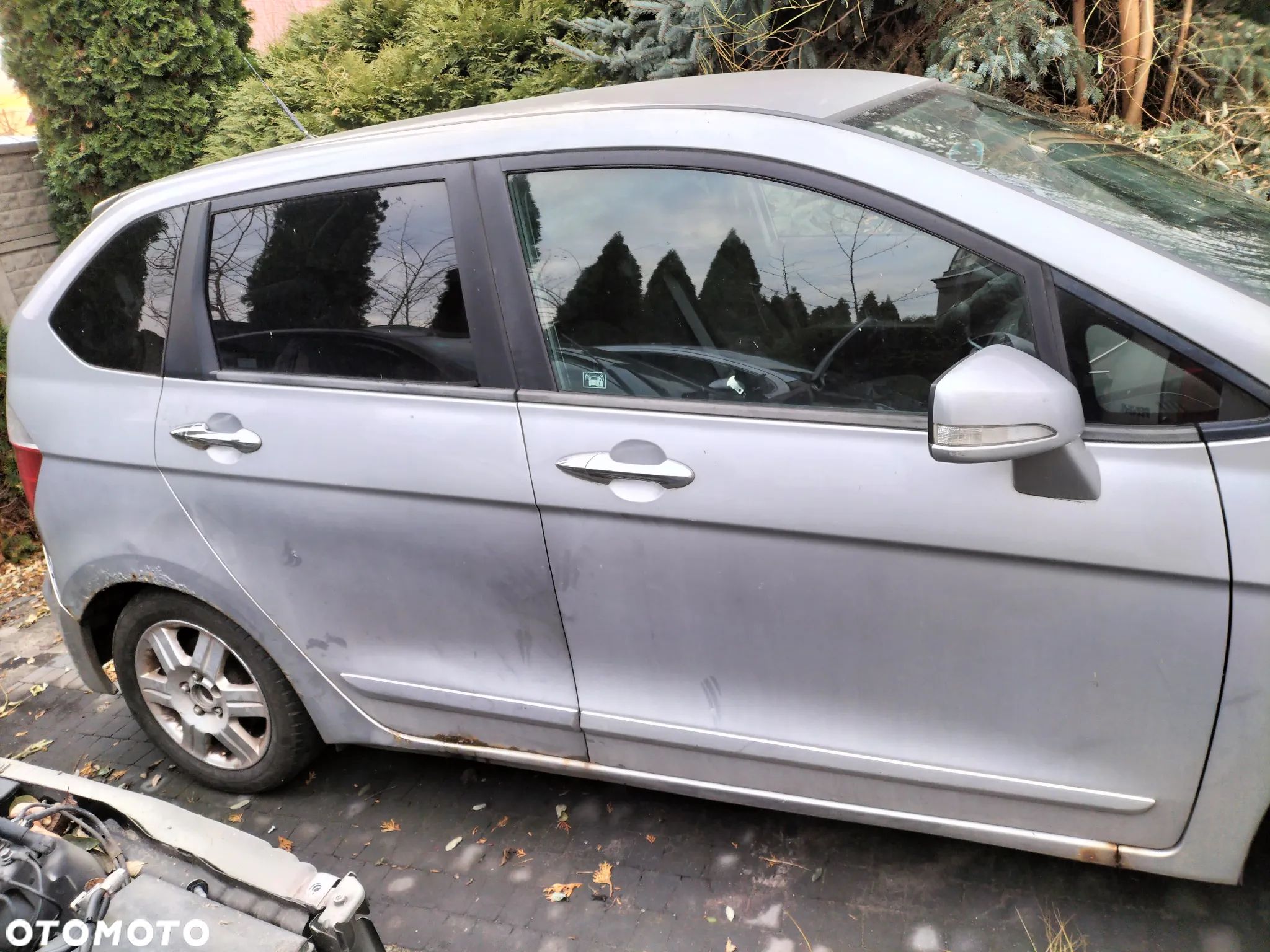 DRZWI PRAWE LEWE PRZÓD HONDA FR-V 05-09r KOD LAK. NH625M - 1
