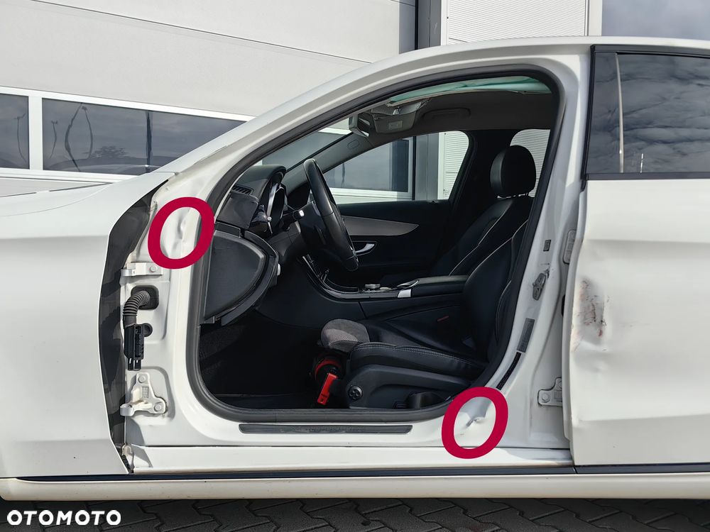 Mercedes-Benz Klasa C 220 d 4MATIC 9G-TRONIC - 27