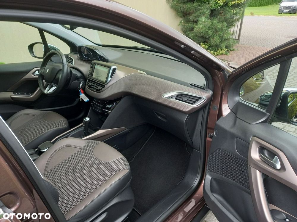 Peugeot 2008 1.6 VTi Allure - 21