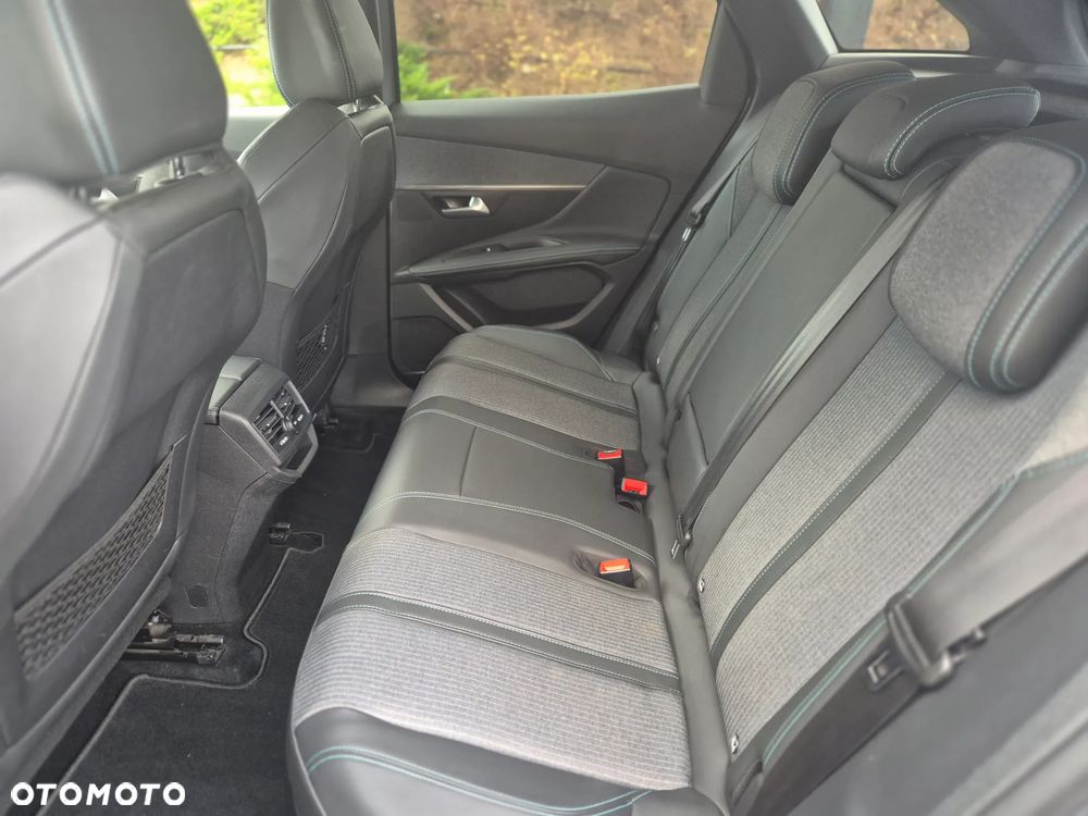 Peugeot 3008 225 e-EAT8 Allure Pack - 19