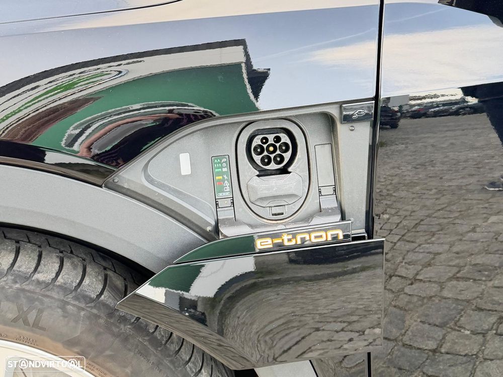 Audi e-tron 55 quattro - 16