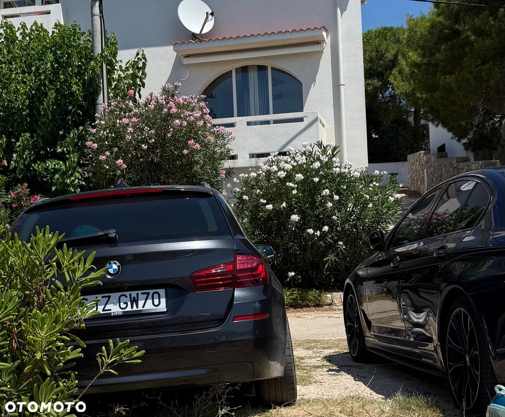 BMW Seria 5 520d xDrive - 15